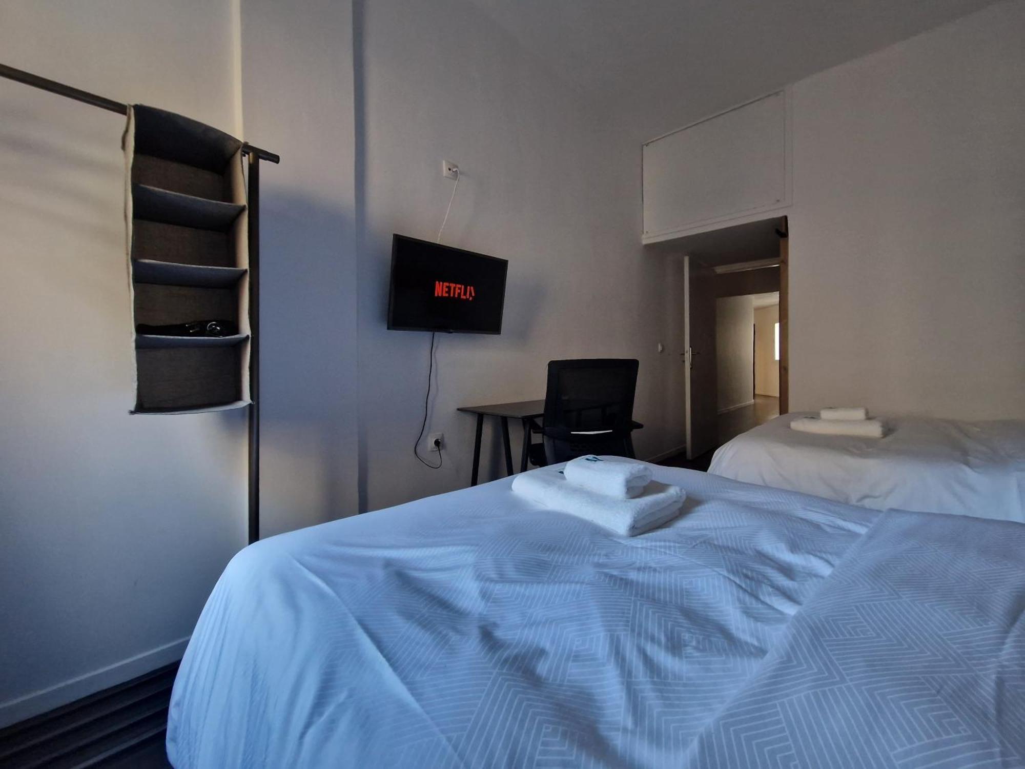 Anhome K11 Serviced Apartments Plus Афины Экстерьер фото